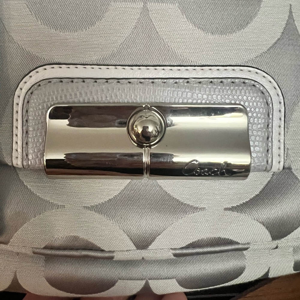 Coach Kristin Op Art Sateen Hippie Bag in Grey and White with Leather Trim - Picture 4 of 9